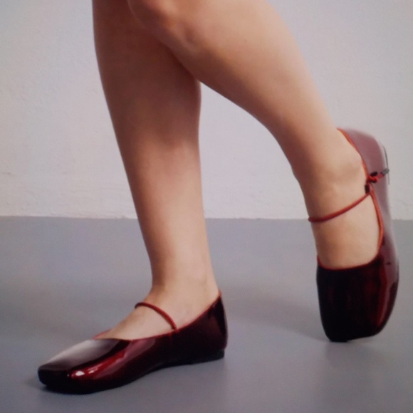 NEW Empress Wine Red Flats - Picture 1 of 14